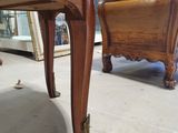 two pieces of furniture that are sitting on the floor