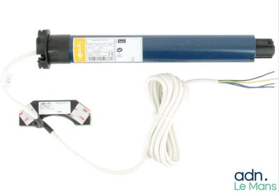 une image représentant une pompe à eau bleue à laquelle est attaché un cordon