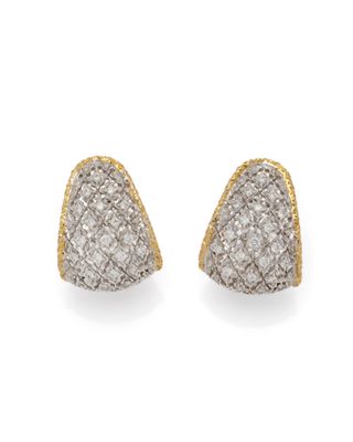 une paire de boucles d'oreilles en diamant et or