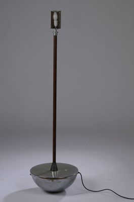 a lamp that is sitting on top of a table