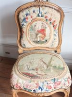 PAIRE DE CHAISES en hêtre mouluré et sculpté de fleurettes à… (photo 4)