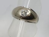 an image of a ring with a diamond on it