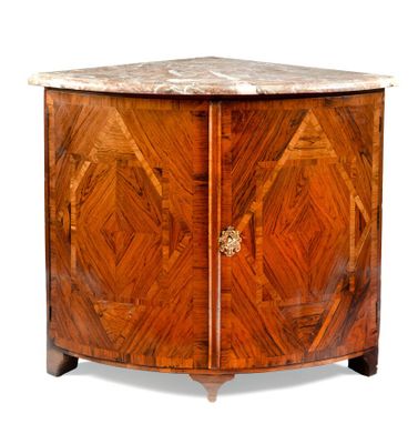 une image d'un meuble en bois avec un plateau en marbre