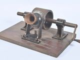 a small machine that is sitting on top of a table