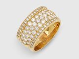 une bague en or et diamants, par van cleef