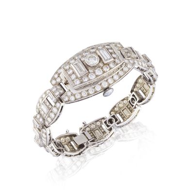 un bracelet en diamants art déco