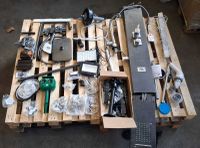 10689-241 / 1 palette d'articles de bricolage /// VENDU EN L…