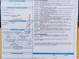 un document posé sur une table