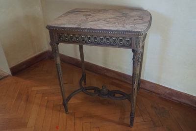 Petite table de salon, dessus marbre. Vers 1900. - Photo 1