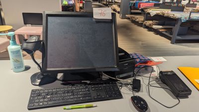 CONFIGURATION DE CAISSE comprenant avec unité centrale FRACT…