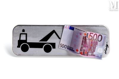 a picture of a sign with a picture of a truck and a euro bank note