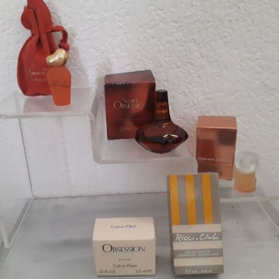 3 miniatures NINA RICCI + 2 miniatures CALVIN KLEIN