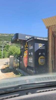 1 distributeur de pizza Smart Pizza N° SNPV2-84-0078.