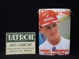 un paquet de cigarettes sur lequel figure la photo d'un joueur de baseball