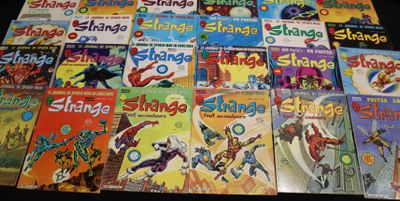 beaucoup de livres pour enfants qui se trouvent sur la table