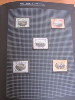 Un album de TP Maroc espagnol neufs** principalement.