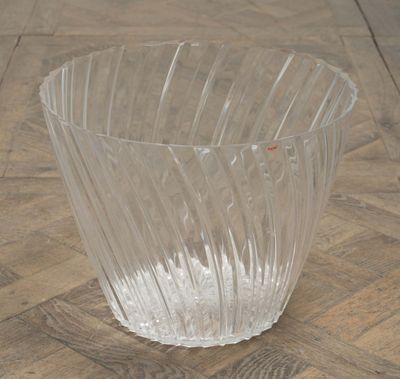 Tokujin YOSHIOKA (né en 1967) & KARTELL.