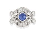 une broche en saphir et diamants