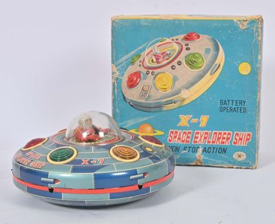 Japon, Modern Toys : "X1 - Space Explorer Ships"