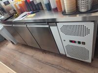 Meuble réfrigéré - saladette en inox à trois portes Sky rain… (photo 3)
