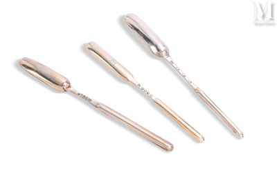 three different types of tools are shown on a white surface