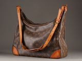 louis vuitton monogram canvas shoulder bag