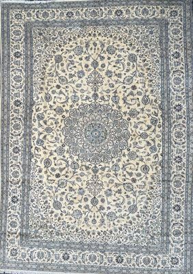 Exceptionnel et important Nain (Iran) en laine et soie vers …