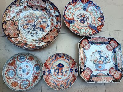 Ensemble de 3 plats et 2 assiettes en porcelaine Imar… - Photo 1