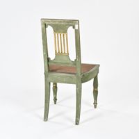 Suite de six chaises à dos plat en bois laqué vert souligné … (photo 5)
