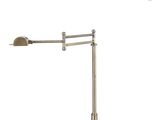 un gros plan d'une lampe posée sur une table, avec un miroir