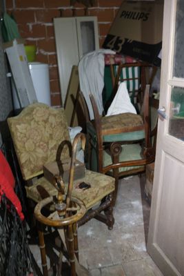 Contenu de la pièce du fond comprenant paire de fauteuils cr… - Photo 1