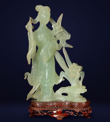 chinese carved jade figurine of a lady and two birds