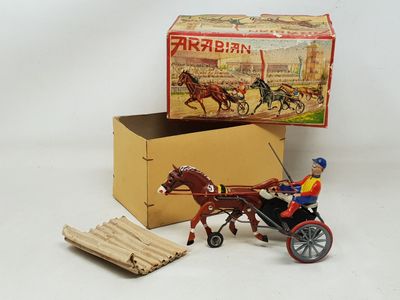 Allemagne, v.1960, Cheval mécanique attelé ARABIAN,, tôle, m…