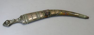 Poignard "Jambiya" à longue lame de fer forgé incurvée, poig…