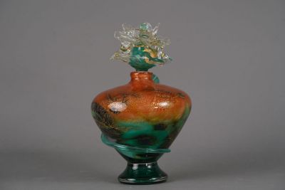 Pascal GUYOT (né en 1959). Flacon et bouchon en verre souffl…