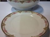 a bowl and a plate sitting on a table