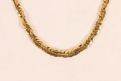 Collier en or jaune 750 ‰ à maille souple en chute. - Photo 1