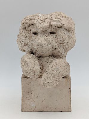 Sculpture Tête de caniche en terre cuite, signé au revers en…