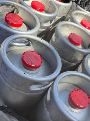 Un fut de bière plein de bière 20 L 10/2025