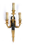 Suite de quatre appliques à trois bras de lumière feuillagés… (photo 4)