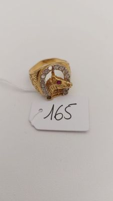 Bague or 750° motif tête de cheval avec pierres TDD 59 - Poi…