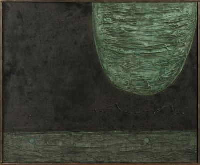 une image représentant un tableau où l'on voit une sphère verte sur fond noir