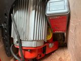 an image of a machine that is sitting on the floor