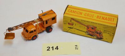 C.I.J – France d'époque – Camion grue Renault 120 CV