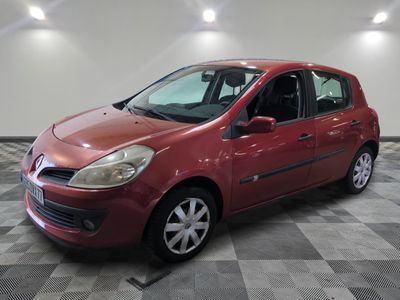 RENAULT - CLIO 1.4 16V CAMPUS CLIM - ES - Mise en service: 0…