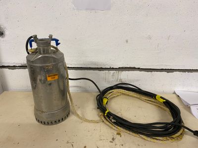 an image of a water pump on a counter