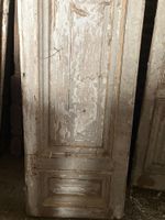 Double portes en chêne mouluré et laqué, de type Haussmanien… (photo 3)