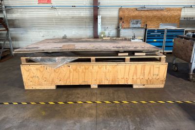 Deux tables à billes en inox pour poinçonneuse TRUMPFT 5000,…