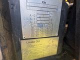 an image of a close up of a metal plate on a machine