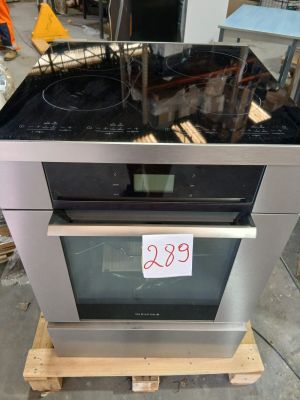 Ensemble cuisinière De Dietrich comprenant une plaque de cui…